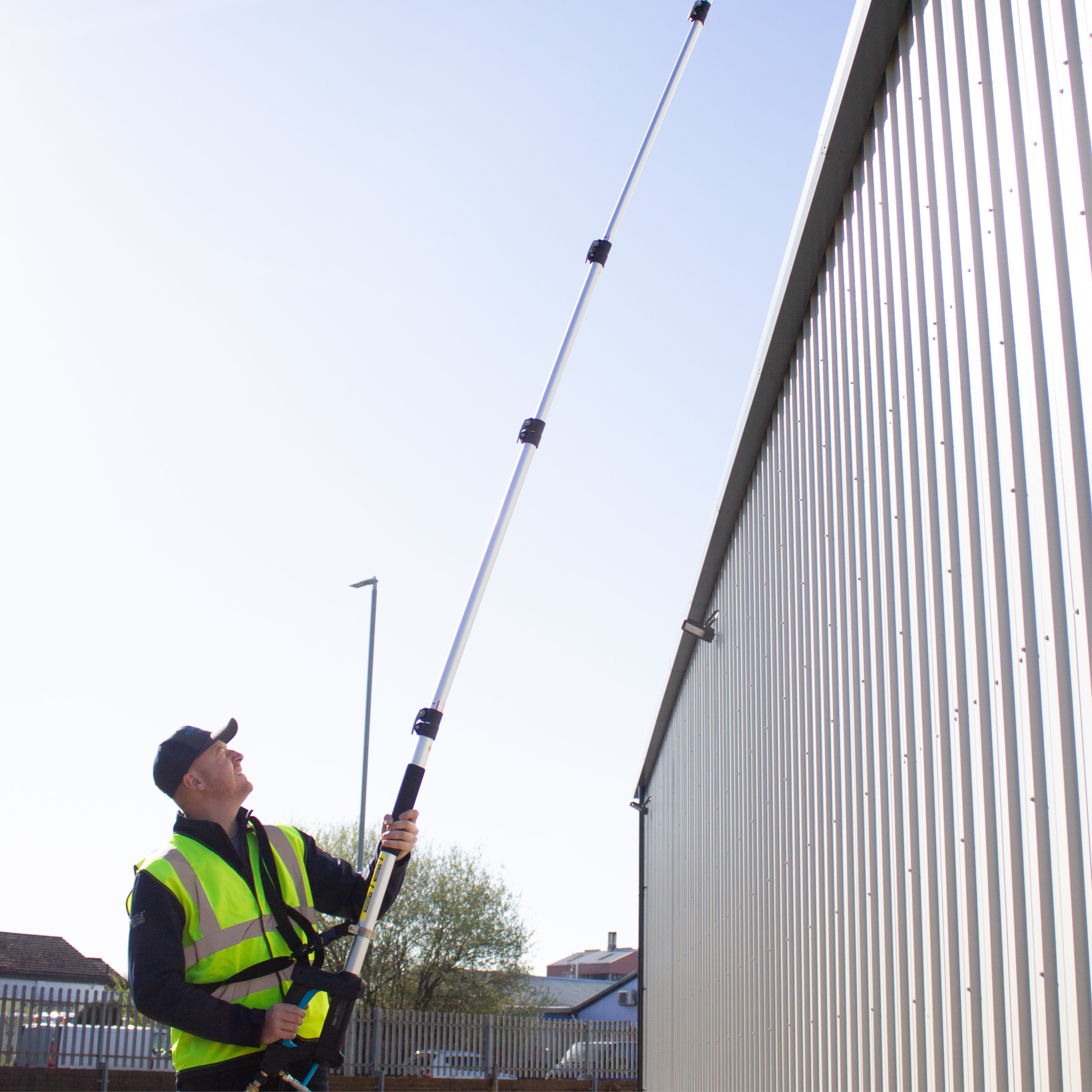 AquaReach Pro 5.4m (18') LIGHTWEIGHT Telescopic Lance with FREE HARNESS