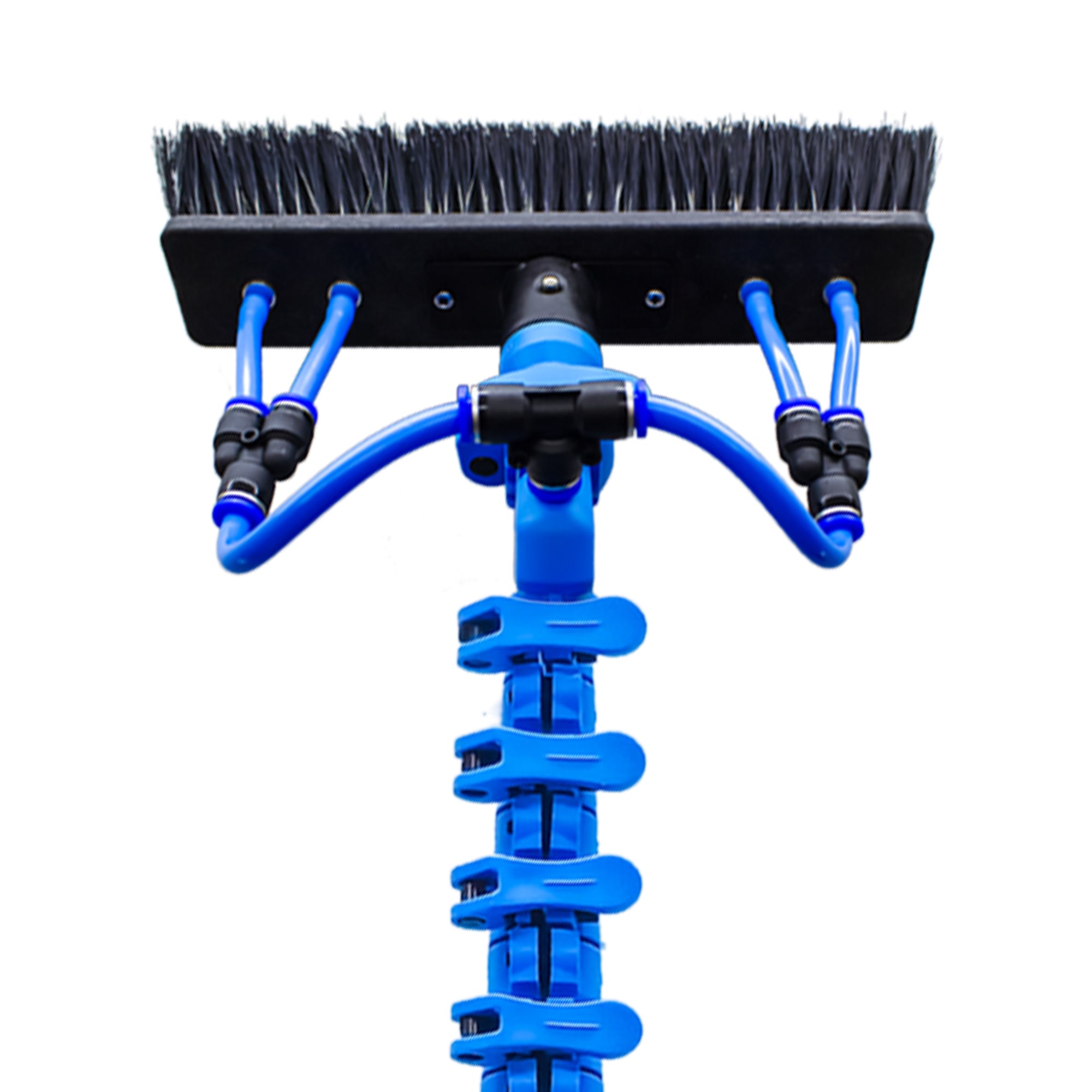 Aquaspray Venom 25ft Hybrid 70% Carbon, 30% Fiberglass Waterfed Window Cleaning Pole – 5 Sections - in use