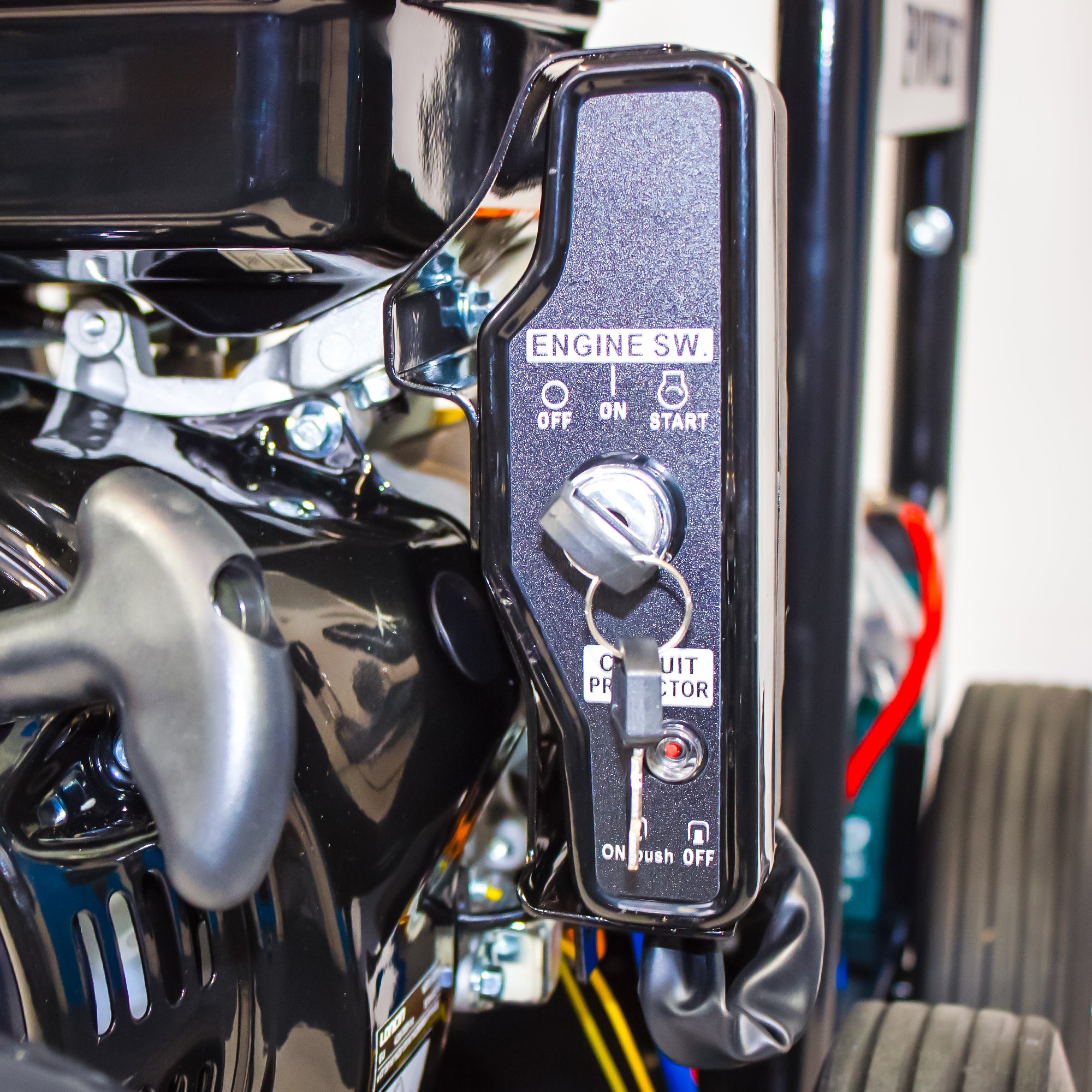 Kiam GORILLA POWER 3600PSI 15LPM 13HP Petrol Pressure Washer Loncin Engine - accessories included
