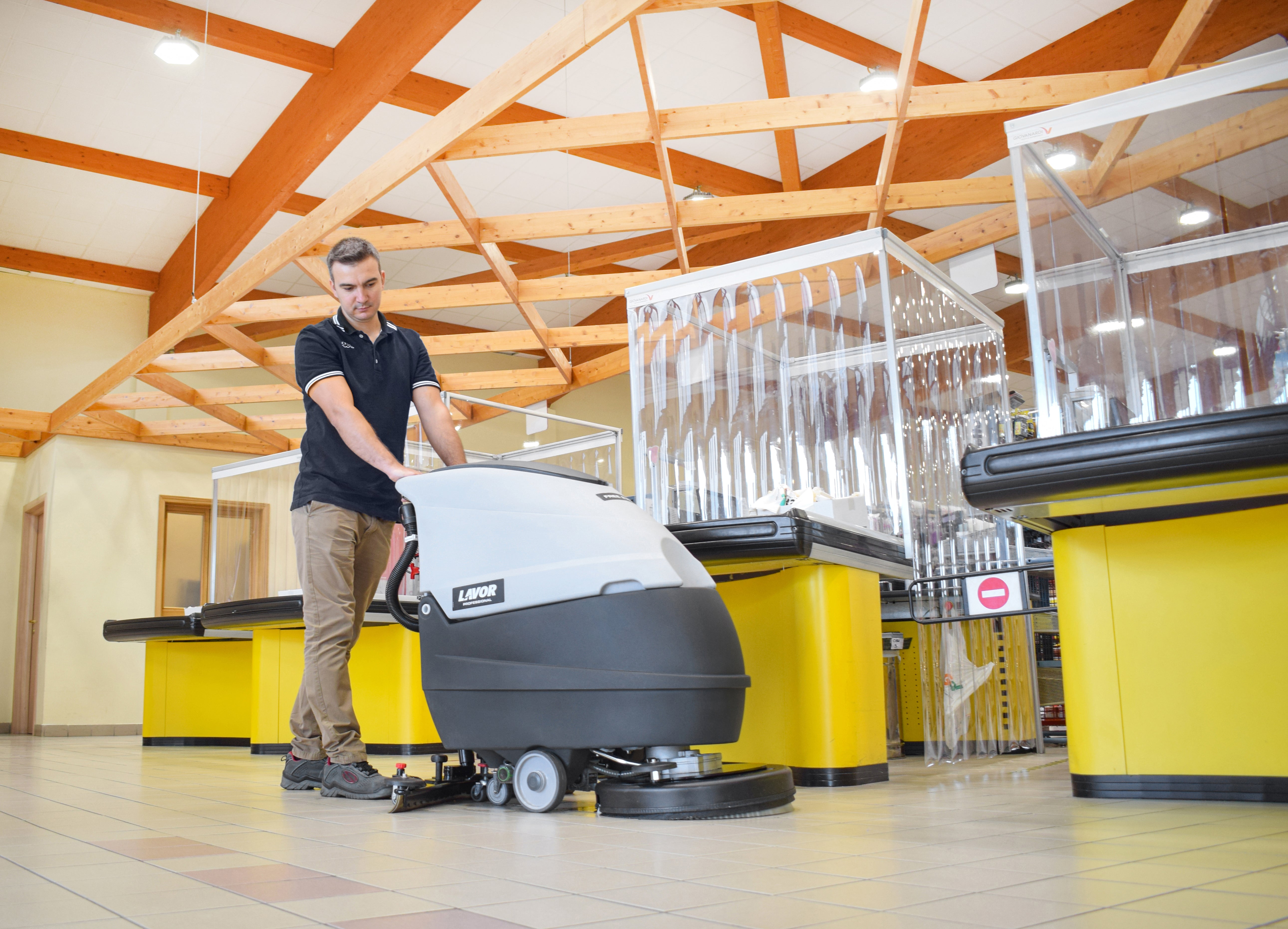 Lavor SCL Compact FREE Evo 50BT Walk-Behind Scrubber-Dryer