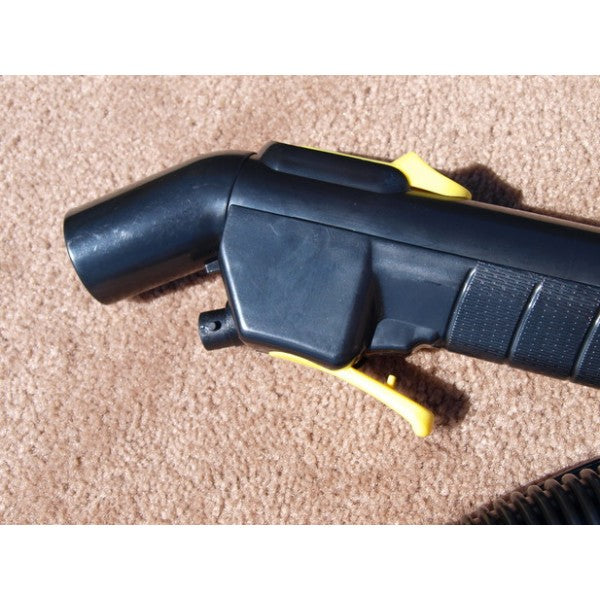 Vacuum Hose (2.5m) with Trigger for Aquarius Pro Valet - close-up